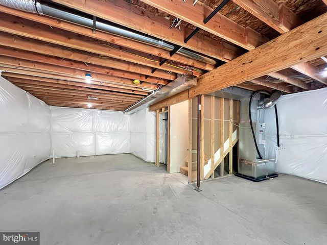 13 ONYX LN, Charles Town, WV 25414