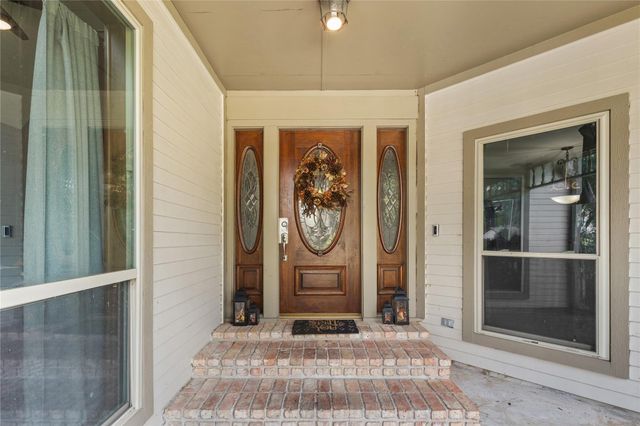 600 Nottingham Lane, Dickinson, TX 77539