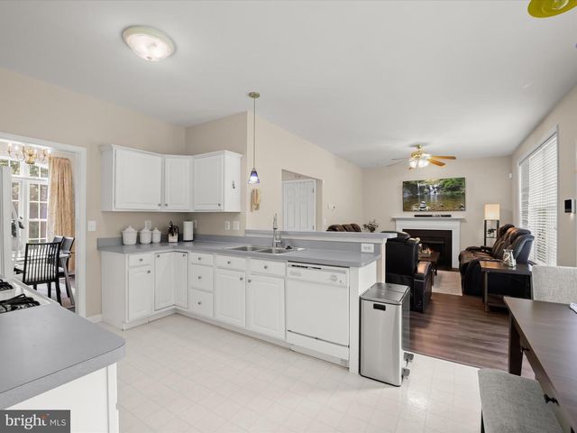 8543 ANDEREGG PL, Waldorf, MD 20603