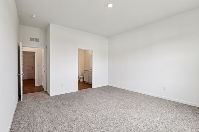 6501 Juniper Drive, Wonder Lake, IL 60097