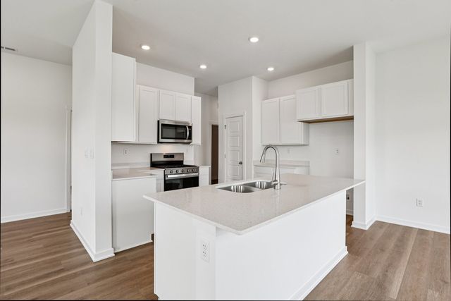 6501 Juniper Drive, Wonder Lake, IL 60097