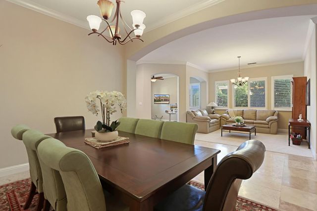 10722 Wishon Dr, Stockton, CA 95219