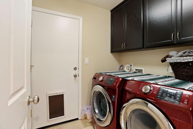 10722 Wishon Dr, Stockton, CA 95219