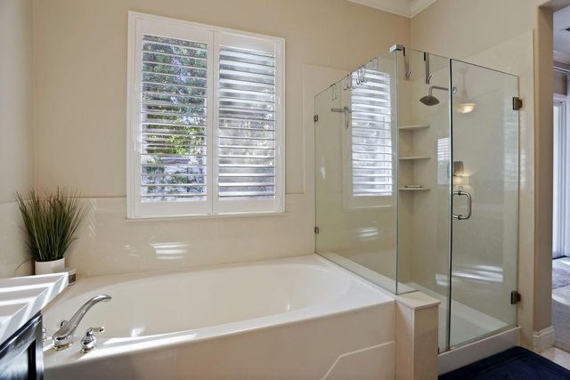 10722 Wishon Dr, Stockton, CA 95219