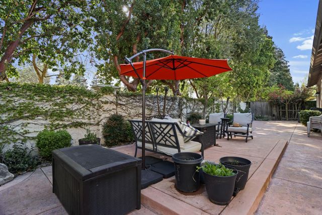 10722 Wishon Dr, Stockton, CA 95219