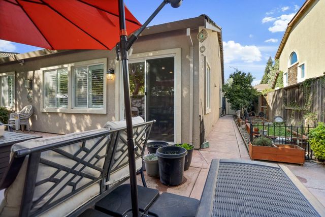 10722 Wishon Dr, Stockton, CA 95219