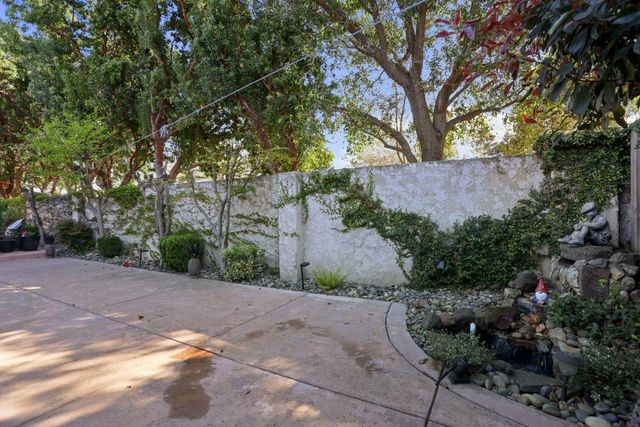 10722 Wishon Dr, Stockton, CA 95219