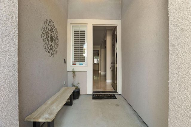 10722 Wishon Dr, Stockton, CA 95219