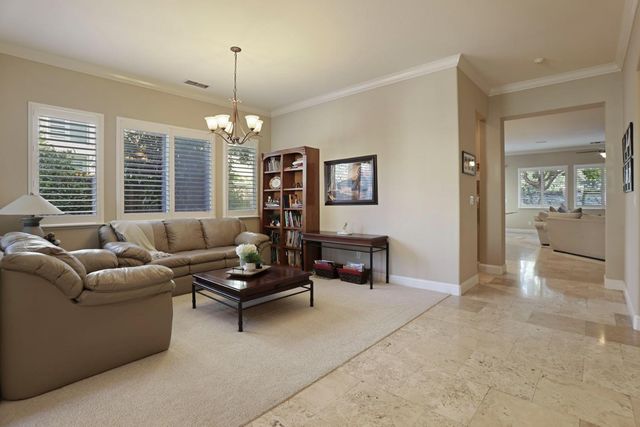 10722 Wishon Dr, Stockton, CA 95219