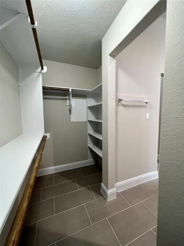 170 Living Reef DR, Maxwell, TX 78656