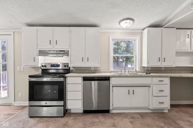 6321 Sharrob, Indianapolis, IN 46241