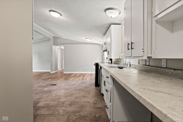 6321 Sharrob, Indianapolis, IN 46241
