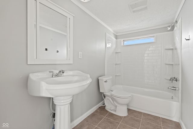 6321 Sharrob, Indianapolis, IN 46241