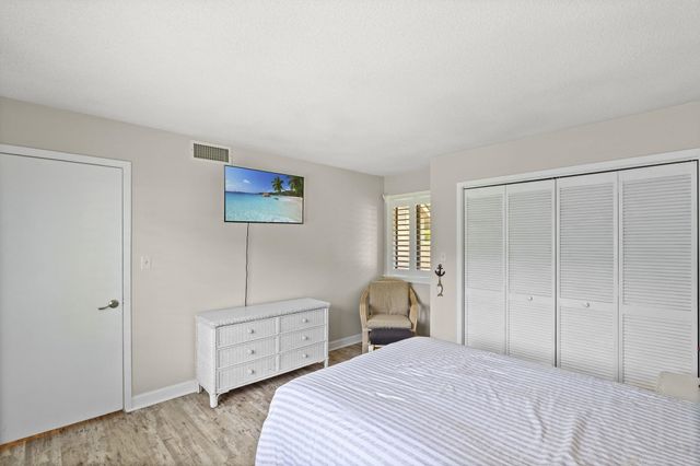 175 Saint Clears Way Apt 23A, Myrtle Beach, SC 29572