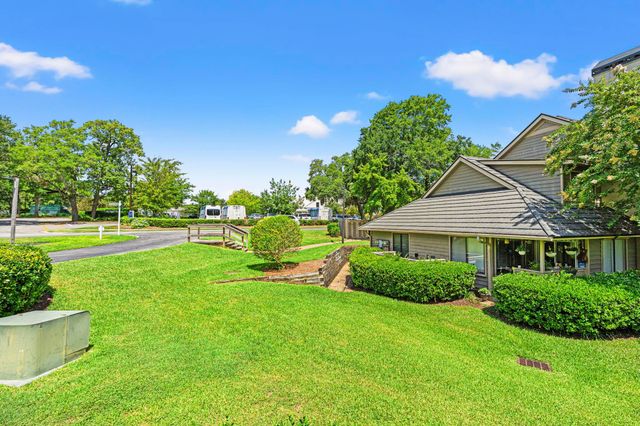 175 Saint Clears Way Apt 23A, Myrtle Beach, SC 29572