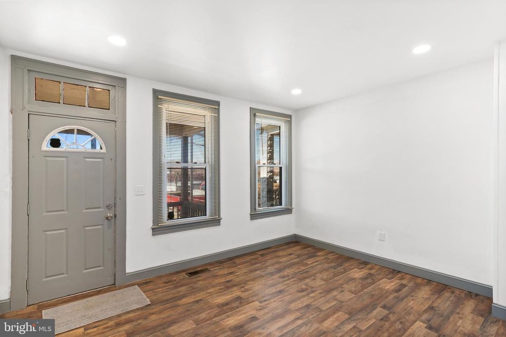941 BRUNSWICK ST, Baltimore, MD 21223