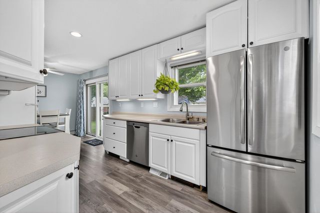 83 Thomas Street, Manchester, NH 03103