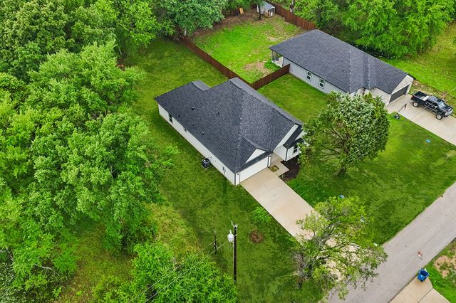 305 Kalura Way, Tool, TX 75143