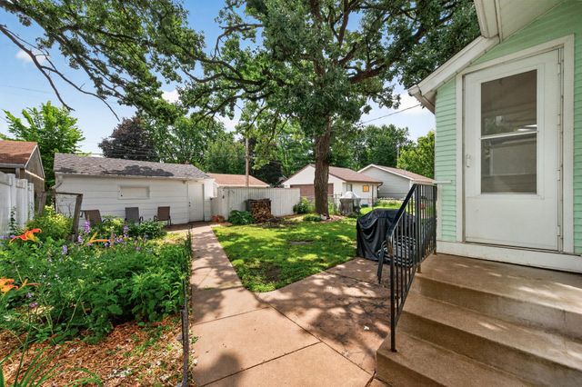 2555 Mckinley Street NE, Minneapolis, MN 55418