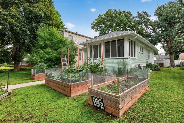 2555 Mckinley Street NE, Minneapolis, MN 55418