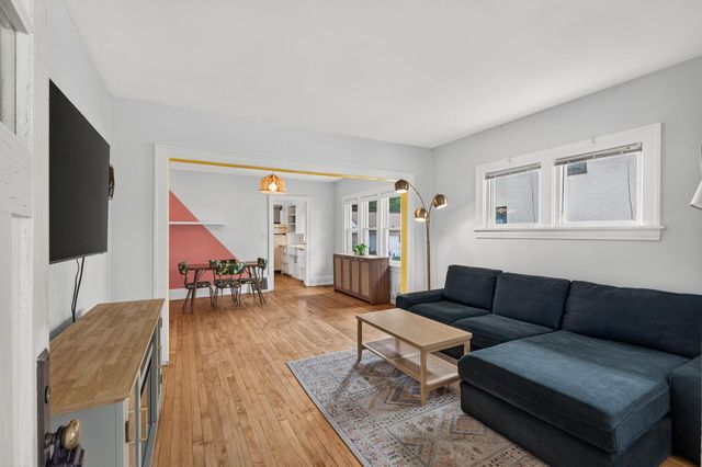 2555 Mckinley Street NE, Minneapolis, MN 55418