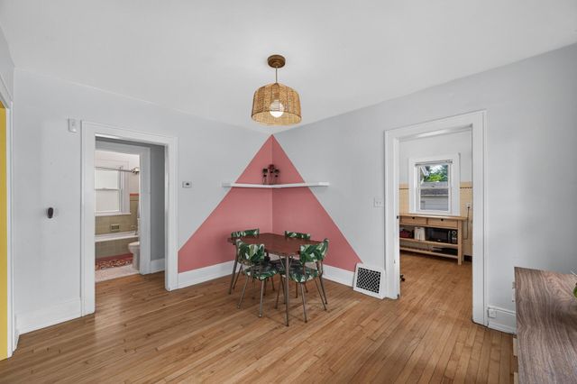 2555 Mckinley Street NE, Minneapolis, MN 55418