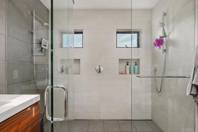 27 E E Street, Encinitas, CA 92024