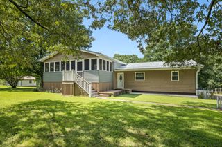 114 Cherry Point Rd, Hohenwald, TN 38462