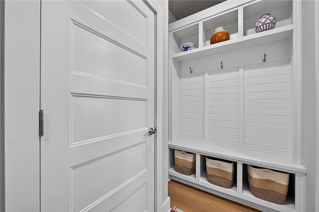 2512 Fairway Circle, Pea Ridge, AR 72751