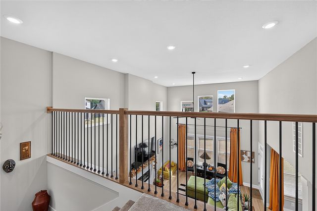 2512 Fairway Circle, Pea Ridge, AR 72751