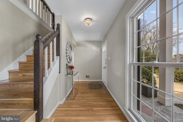 6547 MAPLEDALE CT, Falls Church, VA 22041