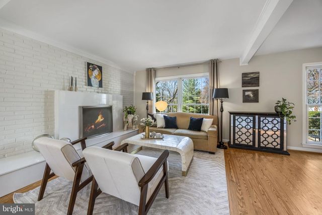 6547 MAPLEDALE CT, Falls Church, VA 22041