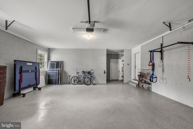 6547 MAPLEDALE CT, Falls Church, VA 22041