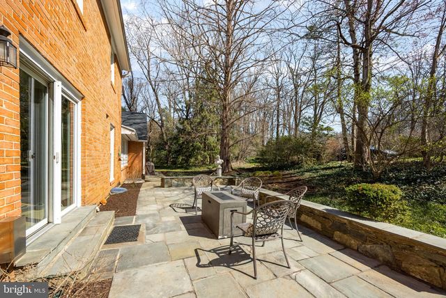 6547 MAPLEDALE CT, Falls Church, VA 22041