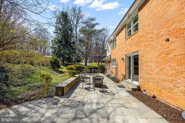 6547 MAPLEDALE CT, Falls Church, VA 22041