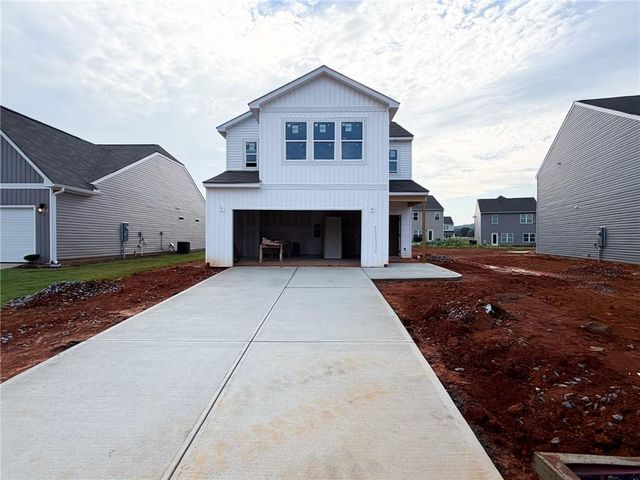 404 Bluegrass Lane, Rockmart, GA 30153