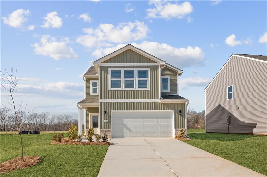 404 Bluegrass Lane, Rockmart, GA 30153