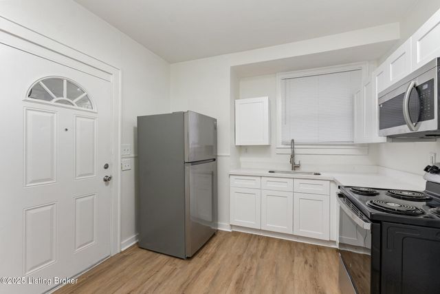 4806 Peachtree Ave, Louisville, KY 40215