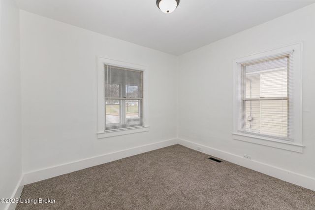 4806 Peachtree Ave, Louisville, KY 40215