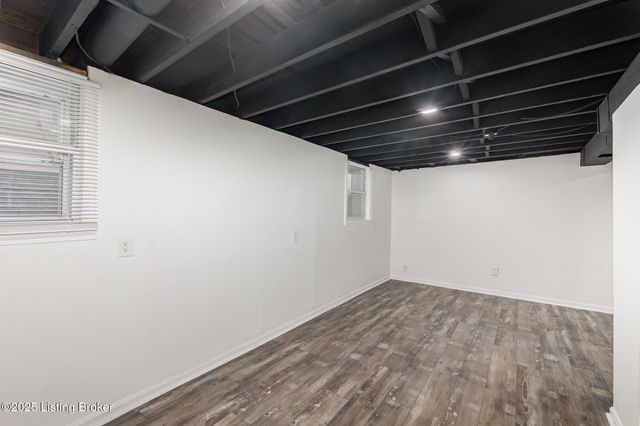 4806 Peachtree Ave, Louisville, KY 40215