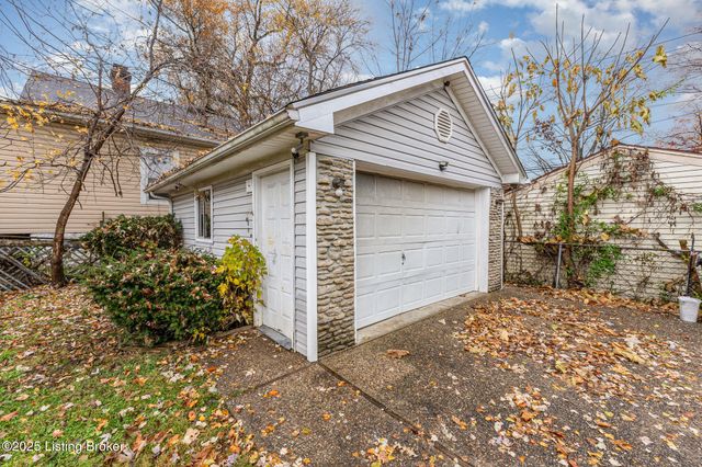 4806 Peachtree Ave, Louisville, KY 40215