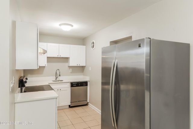 3114 HAMPTON Avenue E, Jacksonville, FL 32216