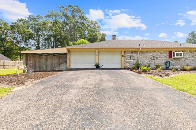 1016 CAMELLIA ST, Gilmer, TX 75644