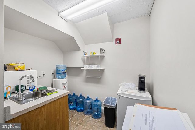 1 N ORMOND AVE, Havertown, PA 19083