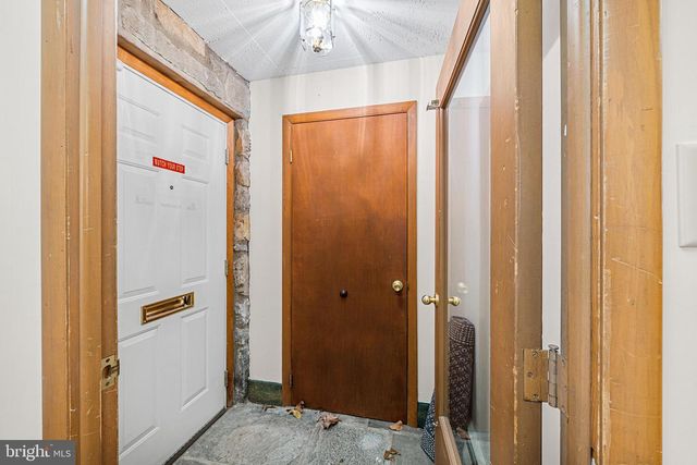 1 N ORMOND AVE, Havertown, PA 19083