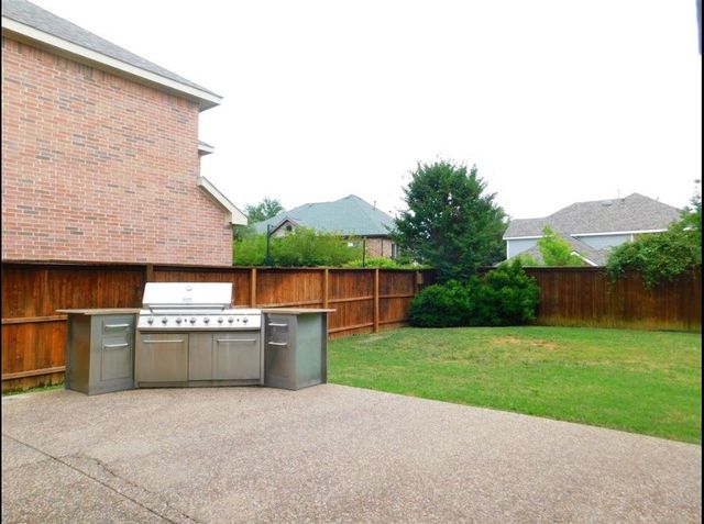 740 Peco Street, Lantana, TX 76226