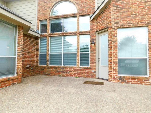 740 Peco Street, Lantana, TX 76226