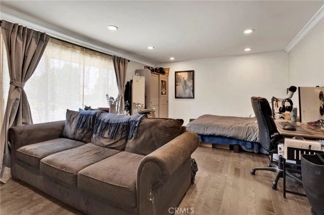 981 Serfas Club, Corona, CA 92882