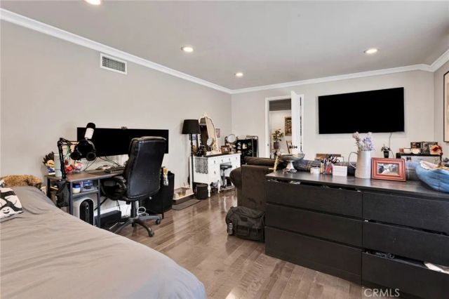981 Serfas Club, Corona, CA 92882