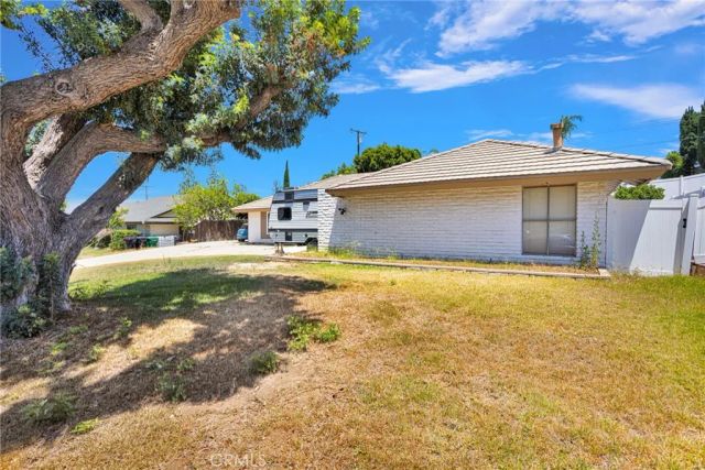 981 Serfas Club, Corona, CA 92882